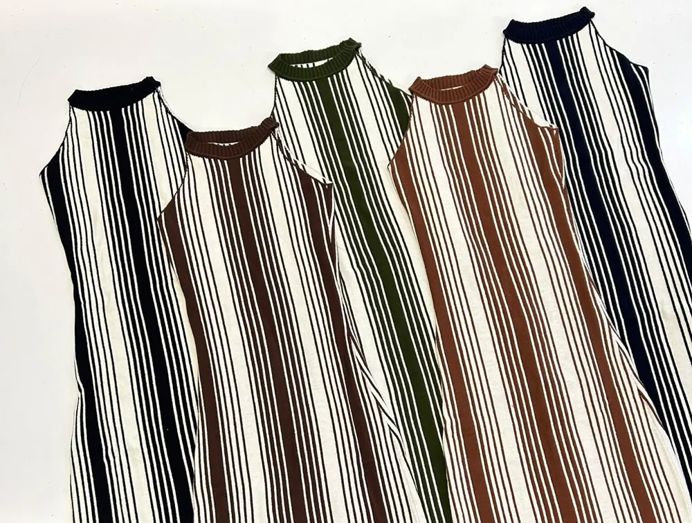 Vestido Longo Listra Vertical Modal Estruturado, foto 3 de 3